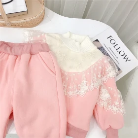 طقم مبطن قبة كبيرة دانتيل